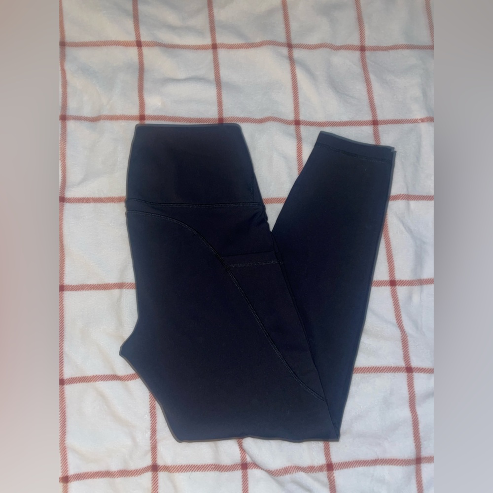 Black leggings